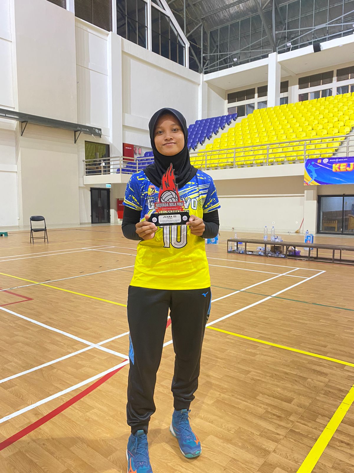 NAJWA RAIH JUARA 3 KEJUARAAN BOLA VOLLY JUNIOR DIY 2023