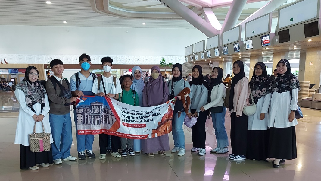 PELEPASAN ROMBONGAN SEAT-IN UNIVERSITAS KE ISTANBUL, TURKI