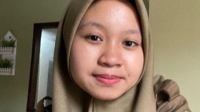 ABIDA SABET MEDALI PERUNGGU KIMIA PESONA