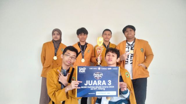 TIM SMA MUHI BERHASIL RAIH JUARA 3 KEJUARAAN DAHLAN MUDA ARENA