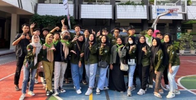 FALAHI MUHI LAKSANAKAN BERBAGI TAKJIL