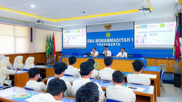 SMA MUHI KERJASAMA DP3AP2 DIY DAN PLAN INDONESIA, ADAKAN SOSIALISASIKAN PENCEGAHAN KEKERASAN PADA PEREMPUAN DAN ANAK