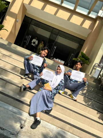 UKIR KARYA LEWAT LENSA, TIM SISWA RAIH PRESTASI DI LOMBA VIDEOGRAFI HISTORY FEST SANATA DHARMA