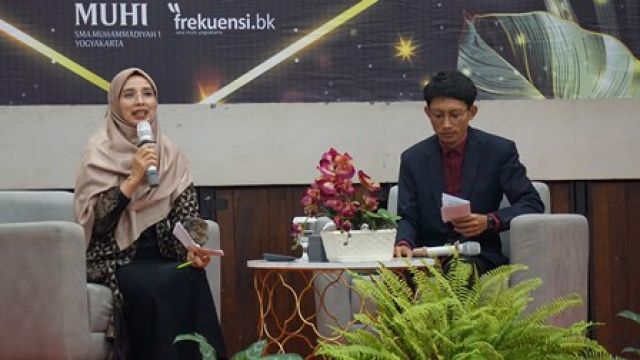 SMA MUHI GELAR PROGRAM SINAR MUHI UNTUK PERKUAT SINERGI ORANGTUA DAN GURU