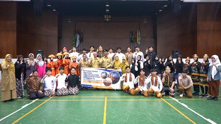 SMA MUHI KIRIM 40 PESERTA DIDIK KE THAILAND – MALAYSIA - SINGAPURA